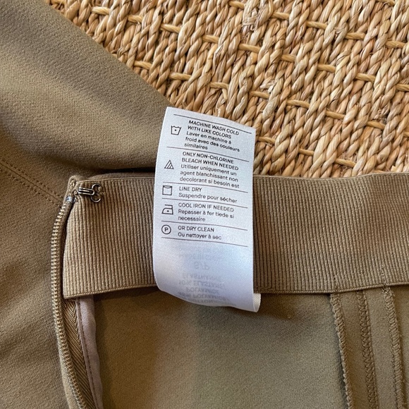 NWOT VINCE Side Zip Khaki Pants Size Small - Picture 9 of 15